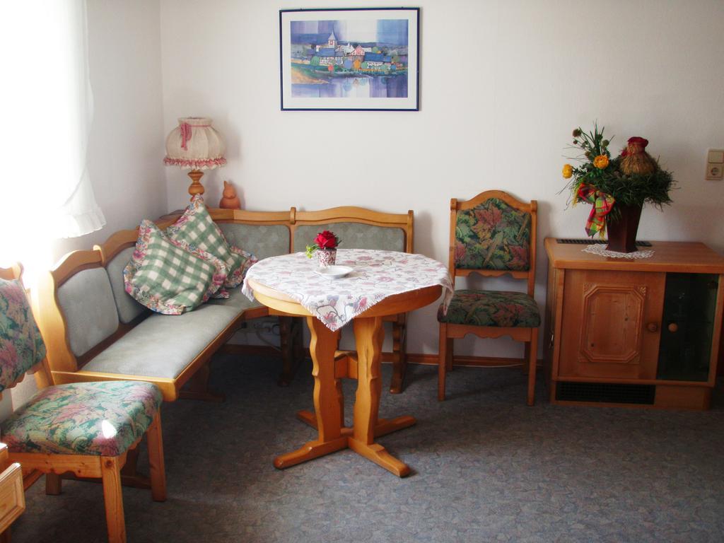 Hotel Dreischlaeger Hof Neustadt  Habitación foto